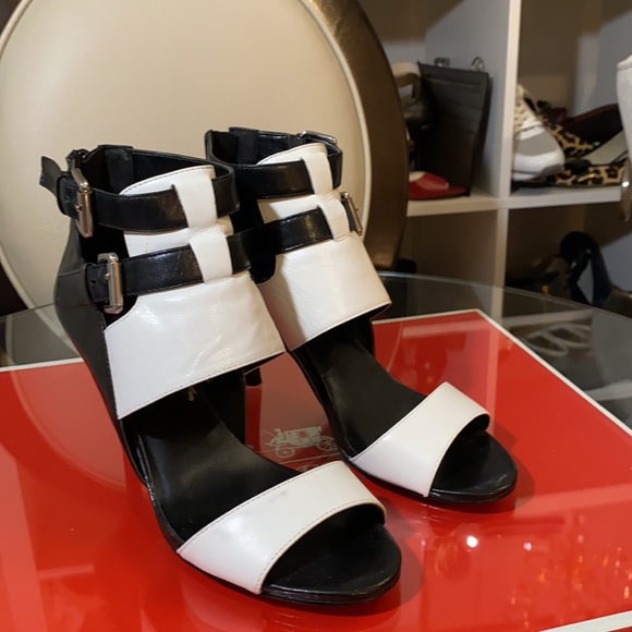 Nine West high Heel Sandals used in good condition. - Picture 2 of 10